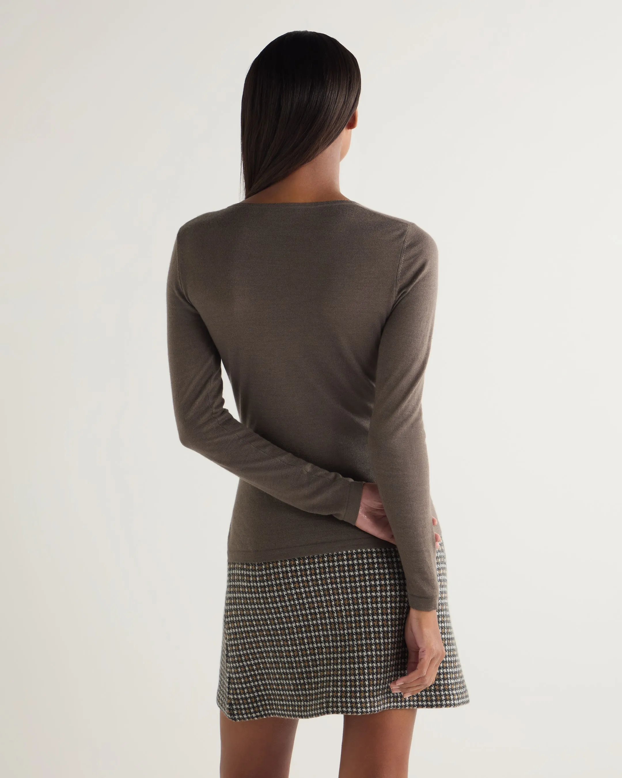 Women's Imogen Superfine Cashmere V Neck Sweater Mink Brown