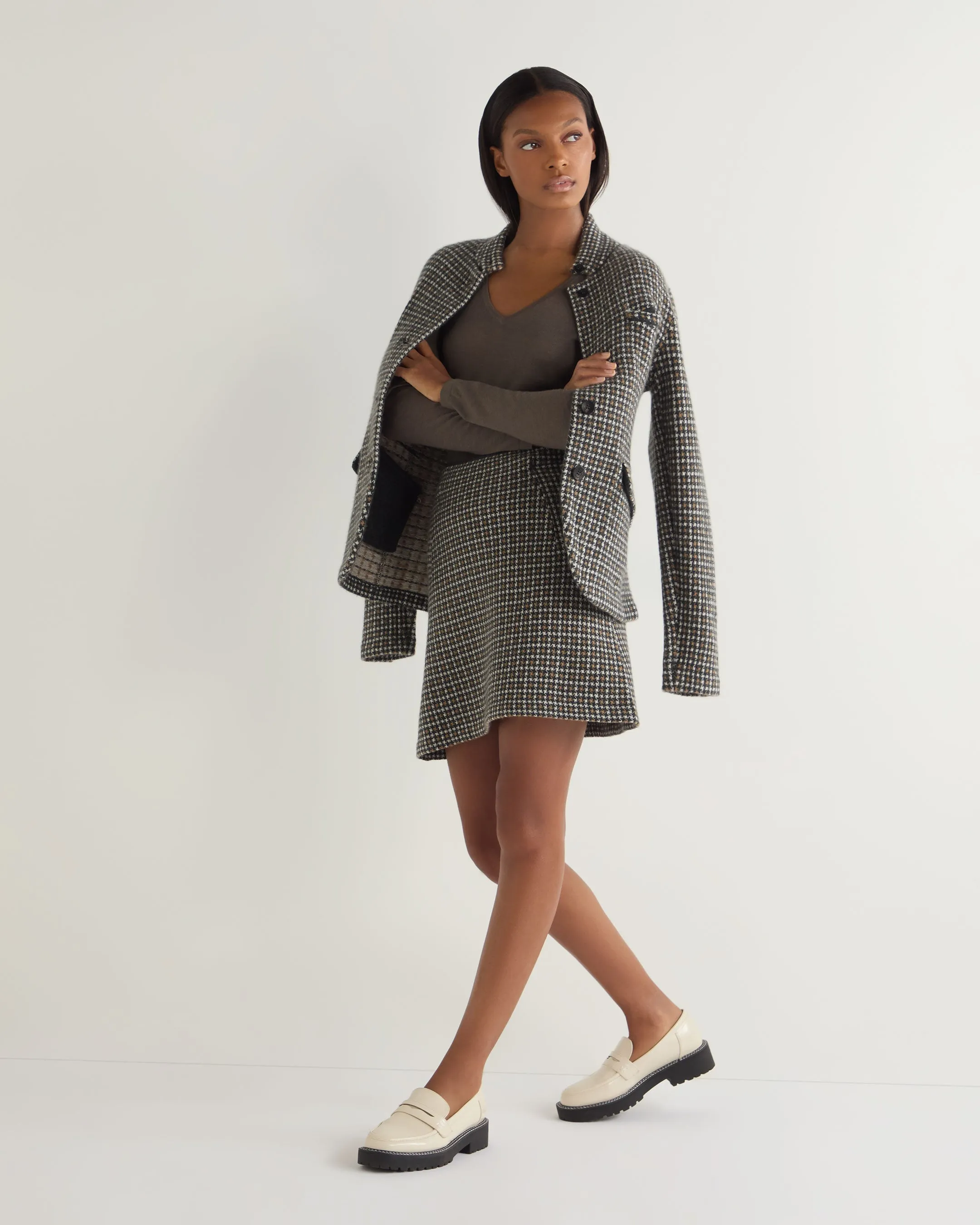 Women's Imogen Superfine Cashmere V Neck Sweater Mink Brown